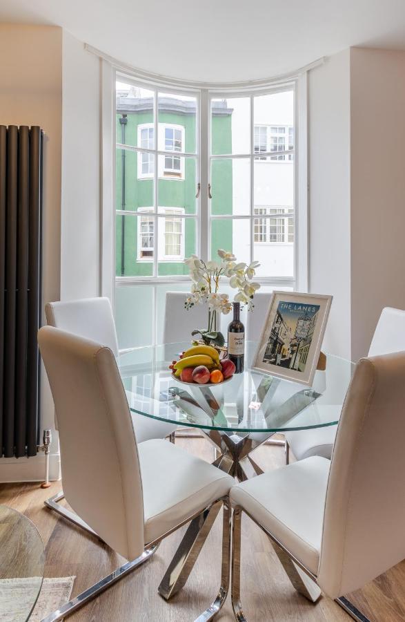 Bright Cheery 4 Bd By Station * Hove