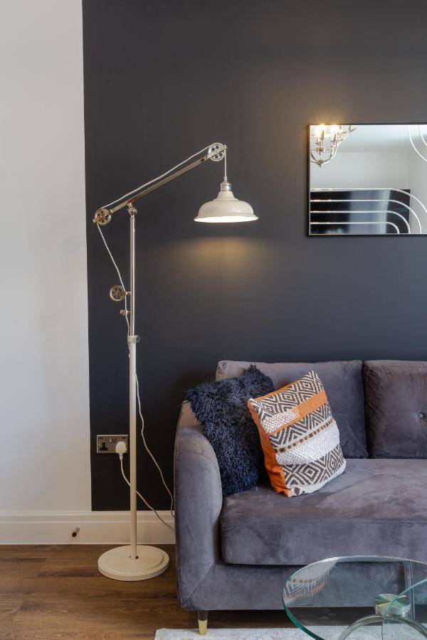 Bright Cheery 4 Bd By Station Appartement *